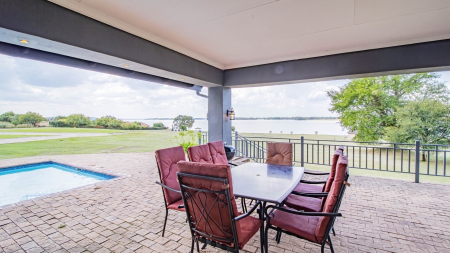 3 Bedroom Property for Sale in Oranjeville Free State